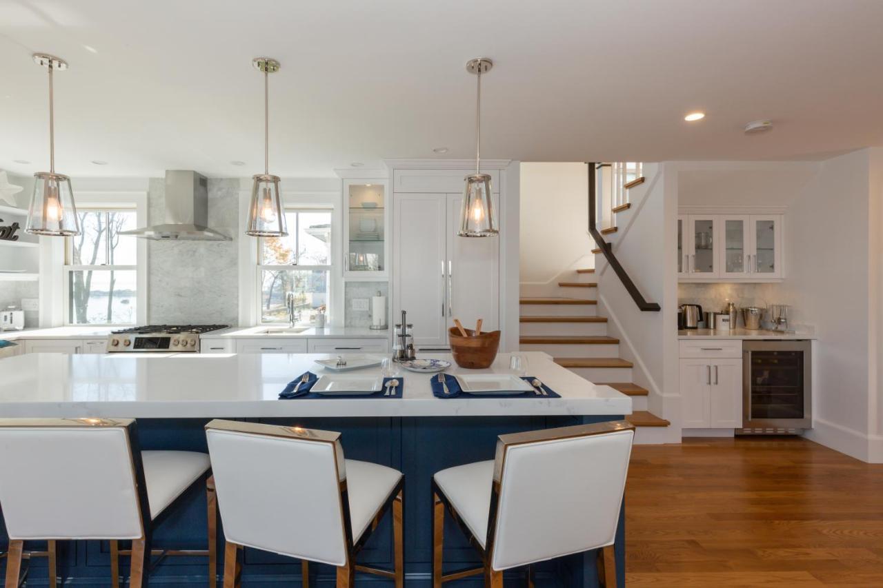 Villa Luxury Oceanfront Bayside Jewel à Quincy Extérieur photo