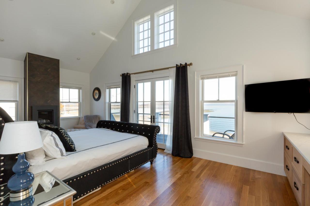Villa Luxury Oceanfront Bayside Jewel à Quincy Extérieur photo